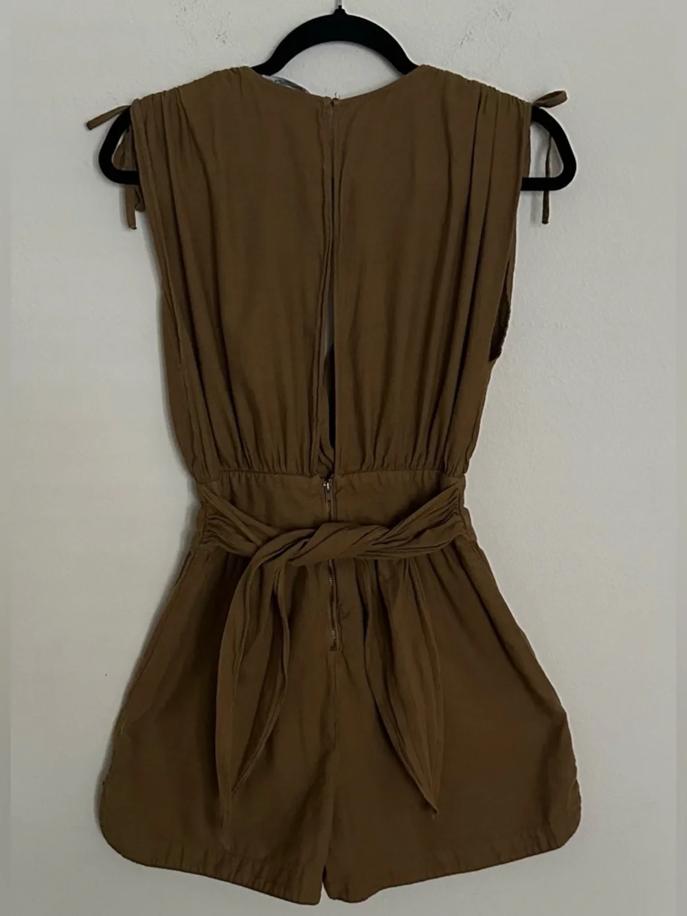 Zara Linen and Cotton Olive-Green Surplice Romper with Smocked Waist Size XS